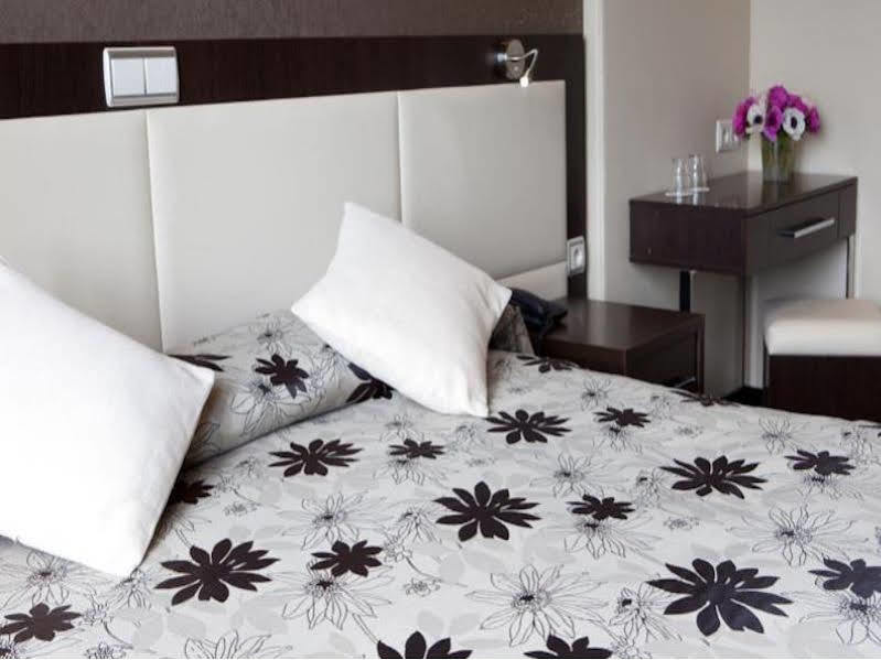 อัลแบร์ 1 Hotel นีซ ภายนอก รูปภาพ